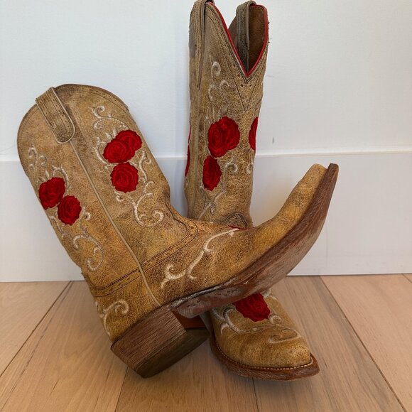 Ariat Shoes - Ariat Vintage Cowboy Boots